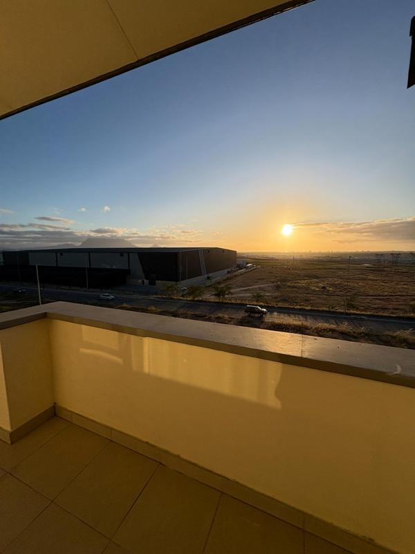 To Let 1 Bedroom Property for Rent in Richwood Western Cape